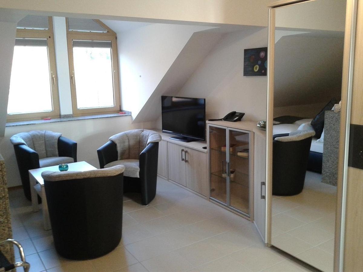 Dzt-Schwarzwaldhotel Garni Unterkirnach Kamer foto