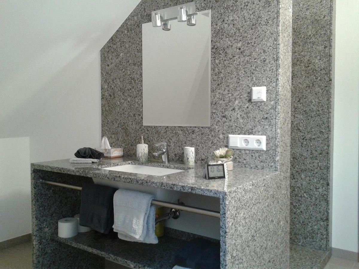 Dzt-Schwarzwaldhotel Garni Unterkirnach Kamer foto